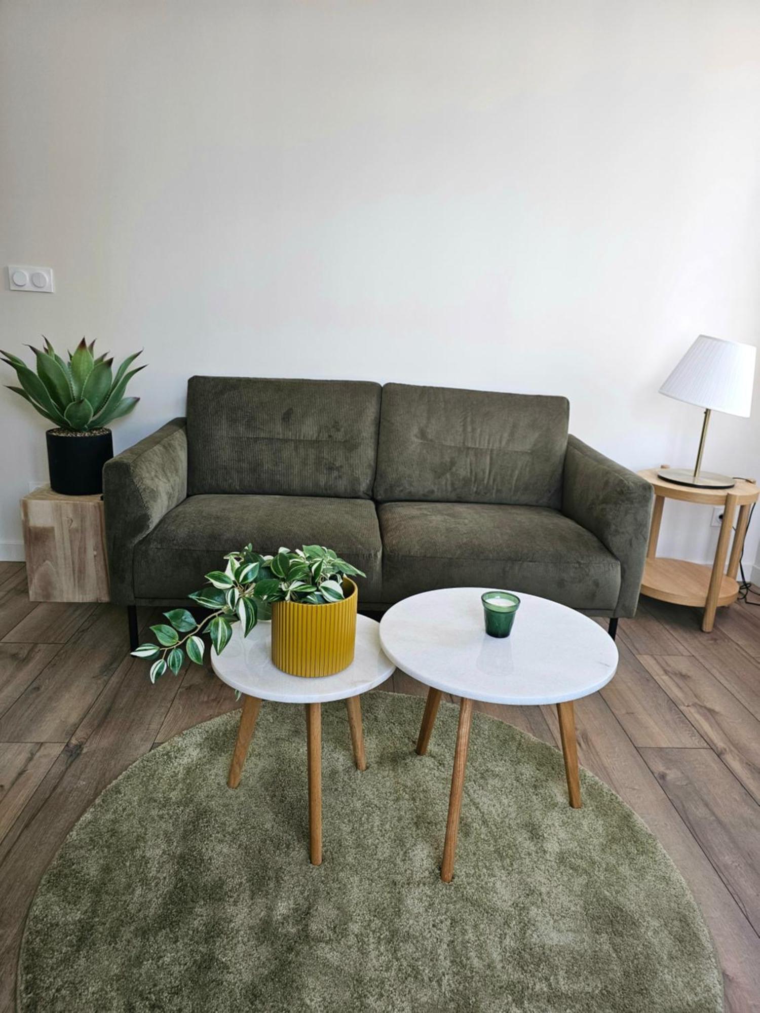 Kings View Apartment